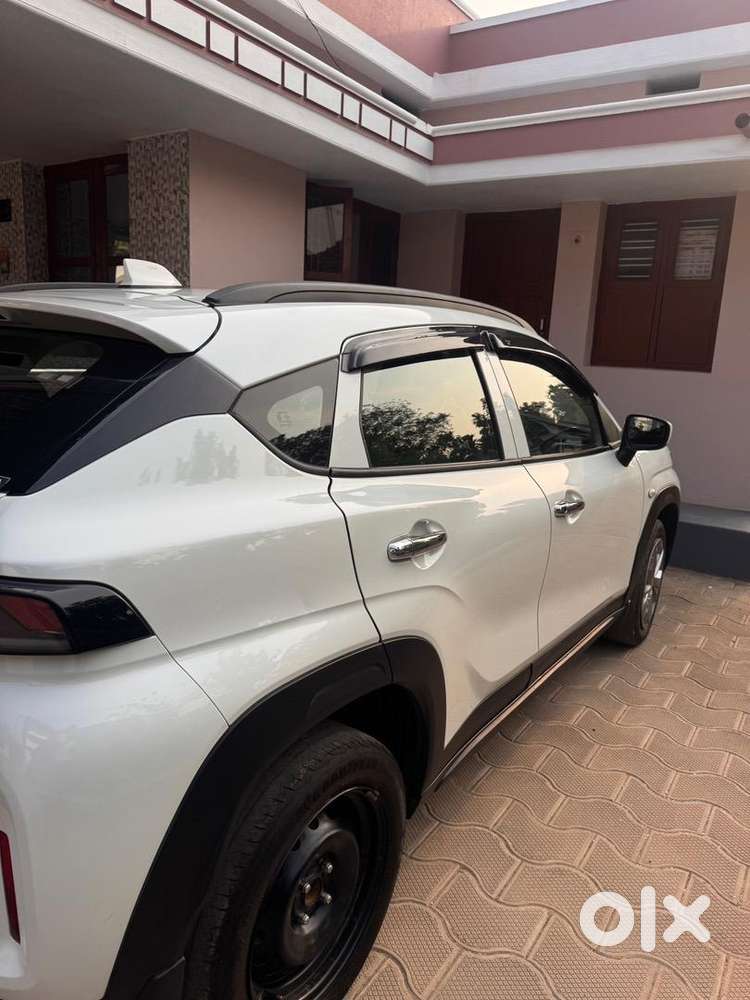 Maruti Suzuki Fronx 2024 Cng & Hybrids Well Maintained