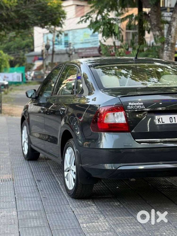 Skoda Rapid 1.6 Mpi At Style, 2018, Petrol