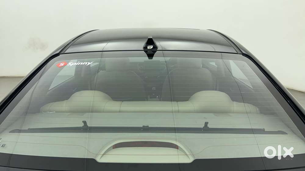 Hyundai Verna 1.5 Mpi Mt Sx (o), 2023, Petrol