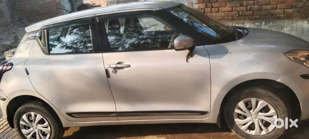 Maruti Suzuki Swift Vxi 2021