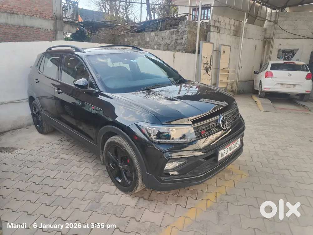 9 Months Old Volkswagen Taigun 2025 1.5 Dsg