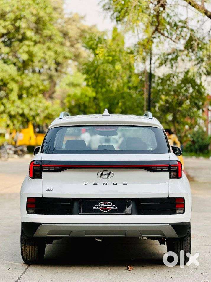 Hyundai Venue Sx, 2024, Petrol