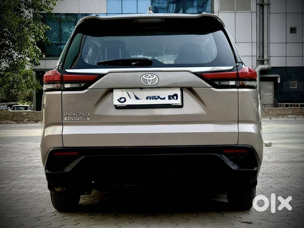 Toyota Innova Hycross 2.0 Gx 7 Str, 2025, Petrol