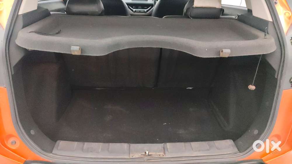 Tata Nexon 1.2 Revotron Xza Plus, 2019, Petrol