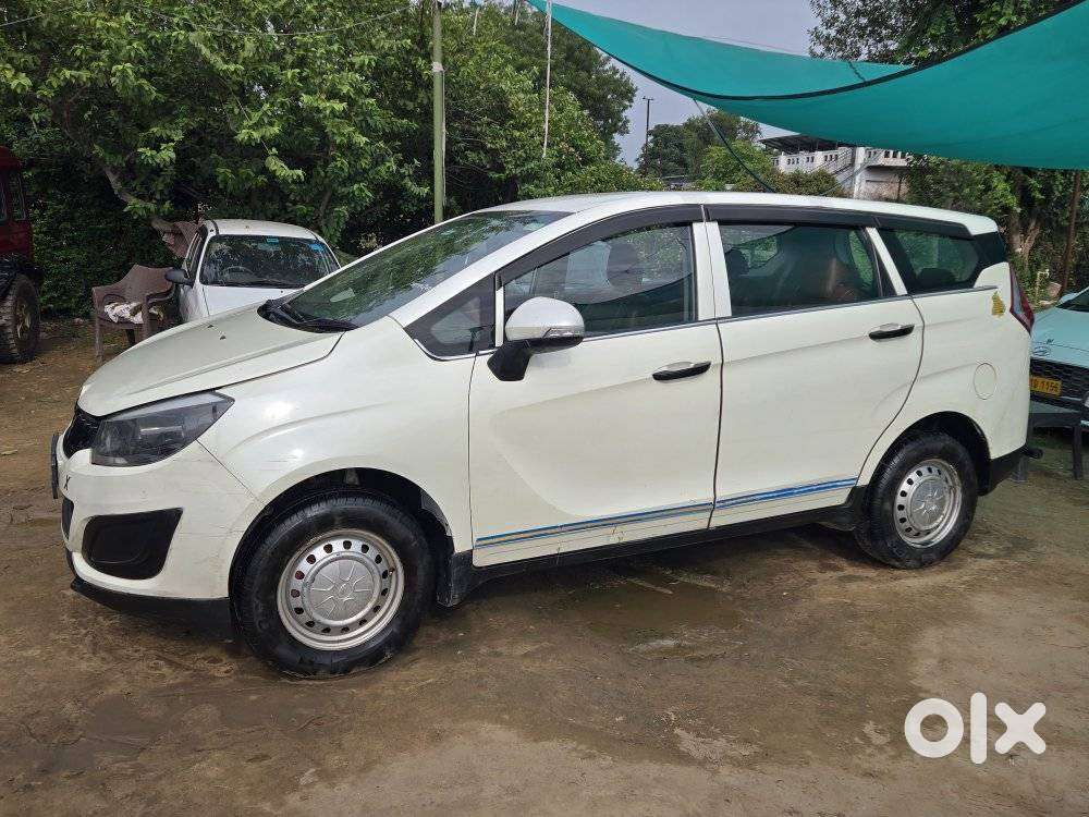 Mahindra Marazzo M2, 2019, Diesel
