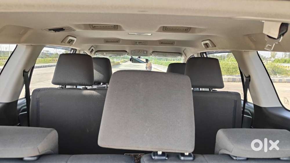 Toyota Innova Crysta [2020-ongoing] 2.7 Gx Mt 8 Str, 2024, Diesel