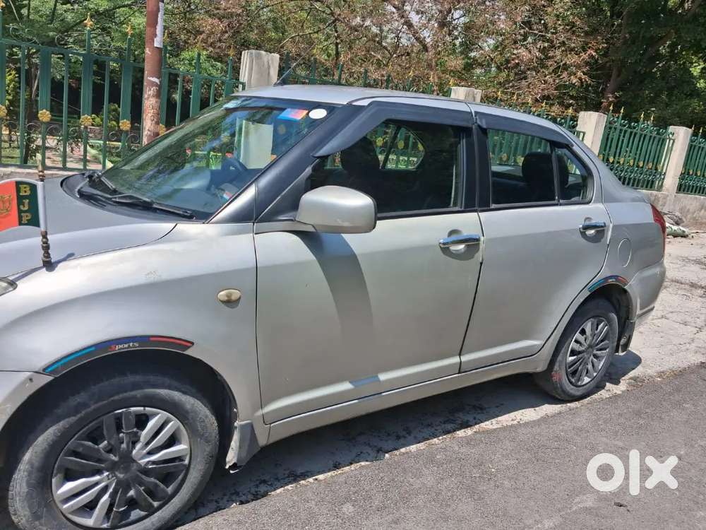 Maruti Suzuki Dzire 2011 Petrol