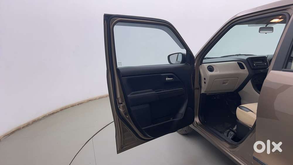 Maruti Suzuki Wagon R Vxi Amt, 2019, Petrol