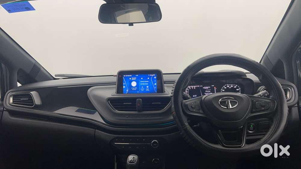 Tata Altroz 1.2 Xz Plus Dark Edition, 2022, Petrol