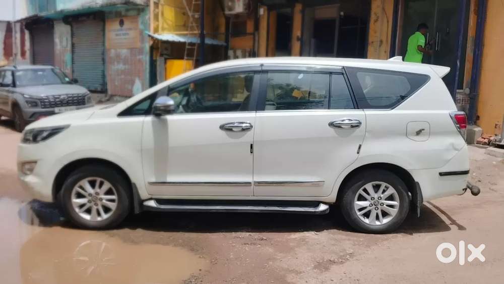 Toyota Innova Crysta 2.4 V 7 Str, 2018, Diesel