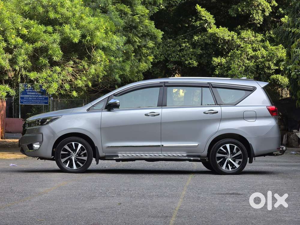 Toyota Innova Crysta 2.4 Z 7 Str, 2024, Diesel