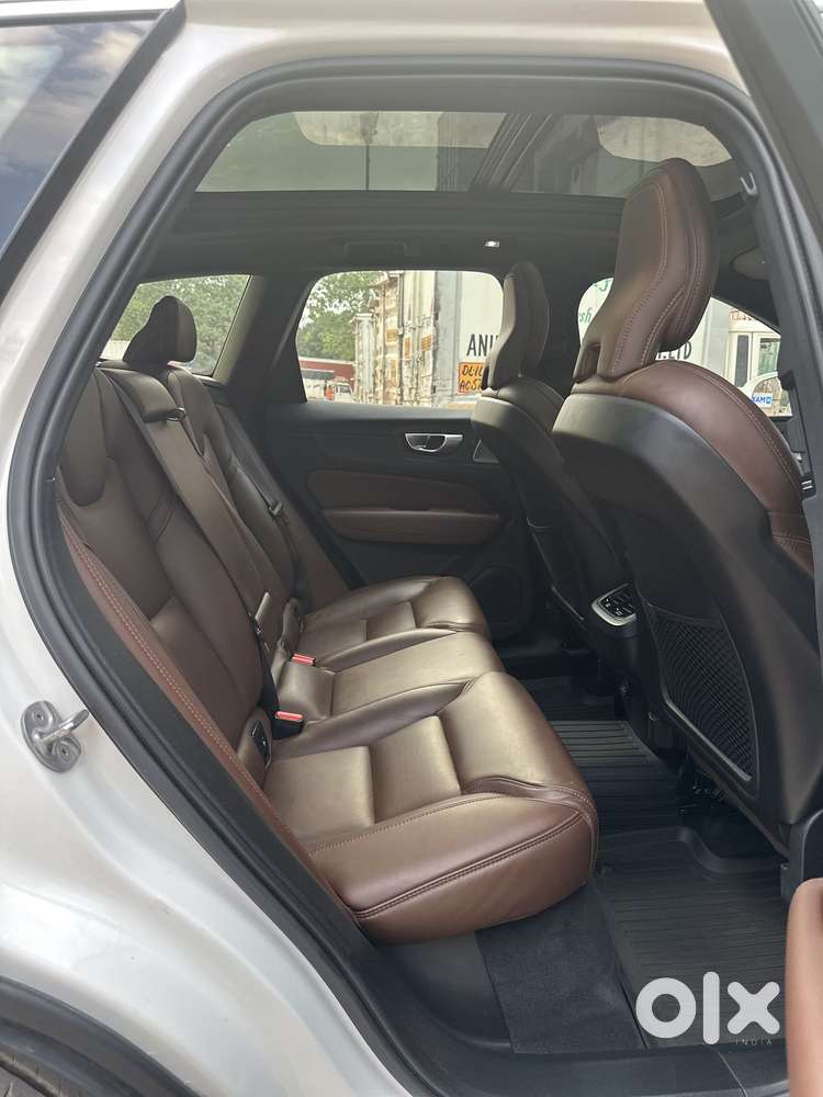 Volvo Xc60 2.0 B5 Ultimate, 2023, Petrol