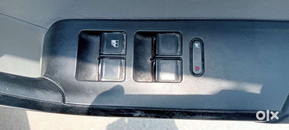 Tata Tiago 1.2 Revotron Xt (o), 2022, Petrol