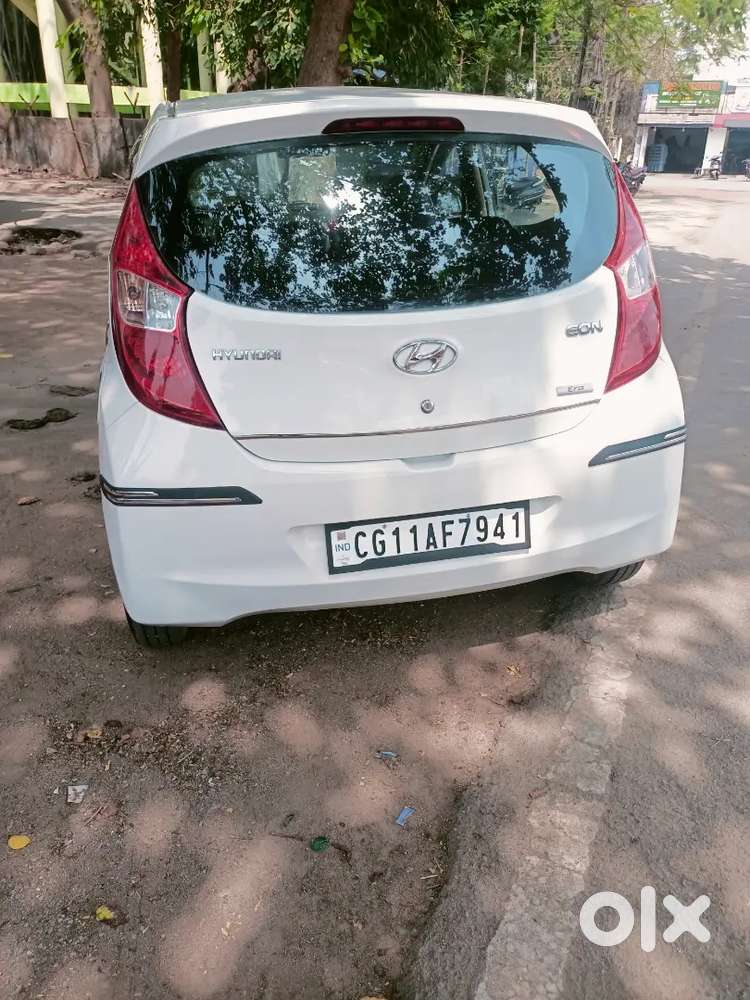 Hyundai Aura 2016 Petrol Well Maintained