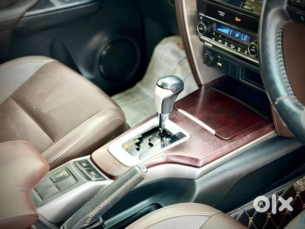 Toyota Fortuner 2.7 2wd At, 2019, Petrol