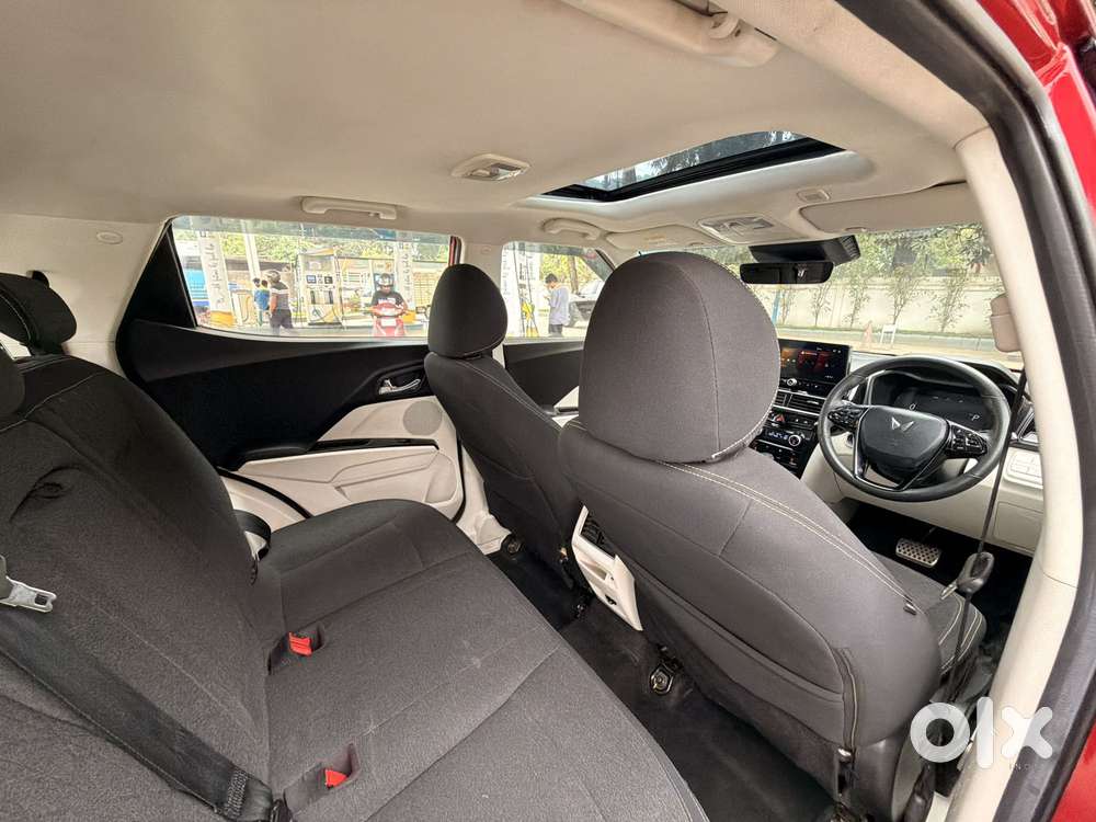 Mahindra Xuv 3xo Ax5l 1.2 Petrol At, 2024, Petrol