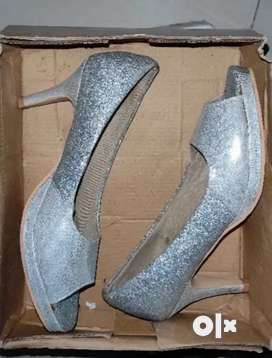 Olx high heels online