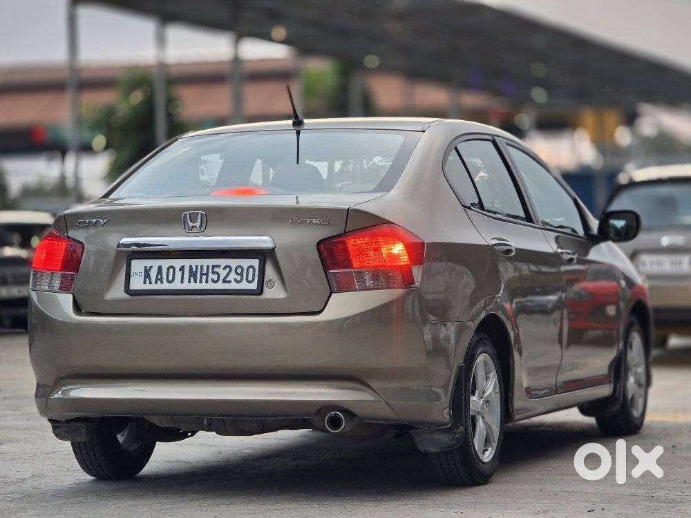 Honda City V At Exclusive, 2011, Petrol