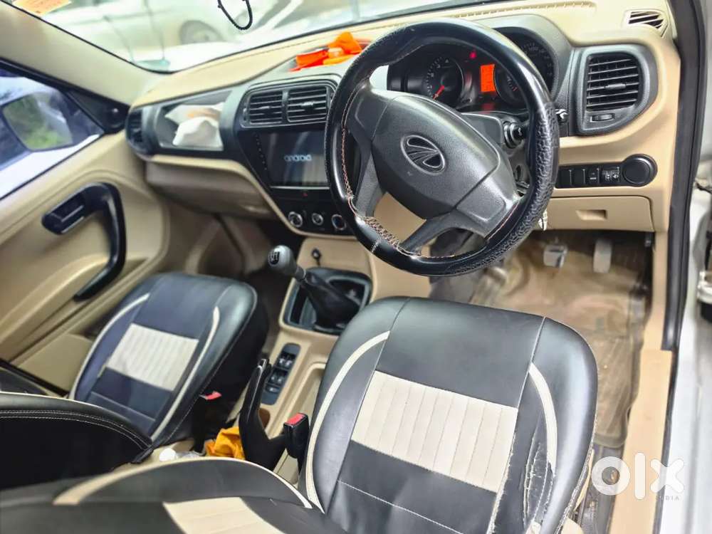 Mahindra Tuv 300 2016