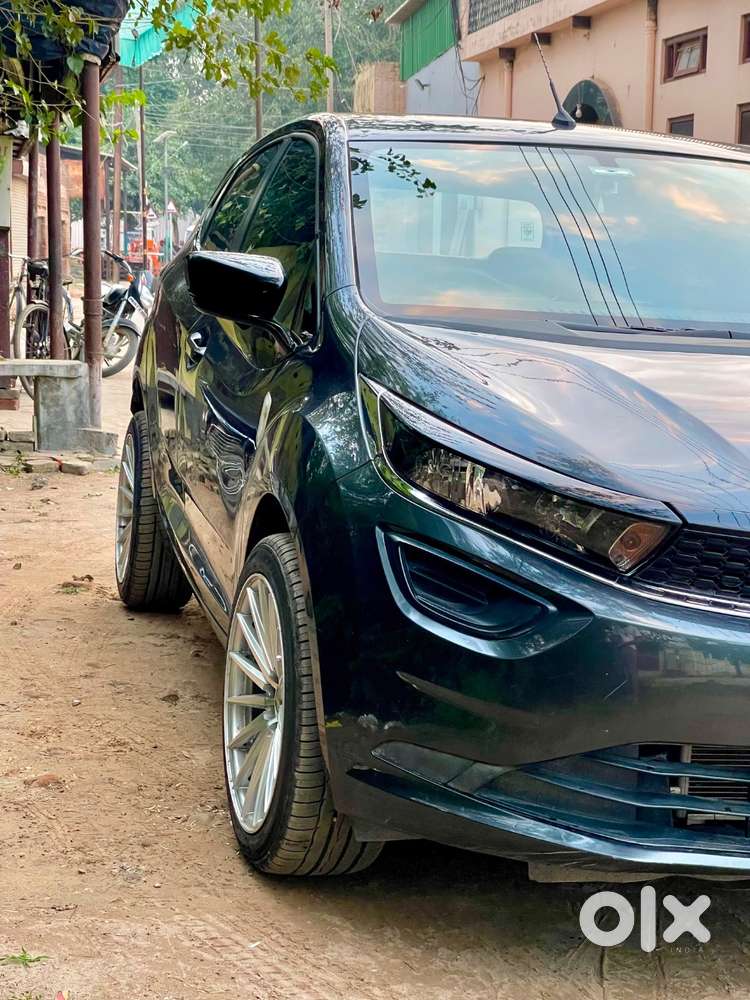 Tata Altroz Xe 2021