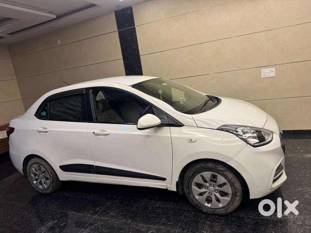Hyundai Xcent 2017 Petrol Well Maintained