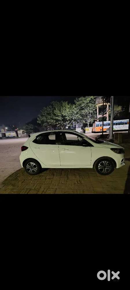 Tata Tiago 2024 Petrol Well Maintained