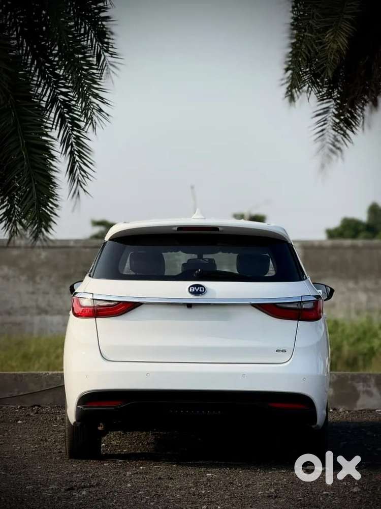 Byd E6, 2023, Electric