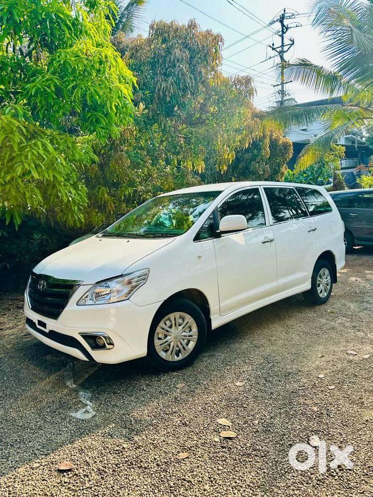 Toyota Innova 2.5 G (diesel) 7 Seater, 2016, Diesel