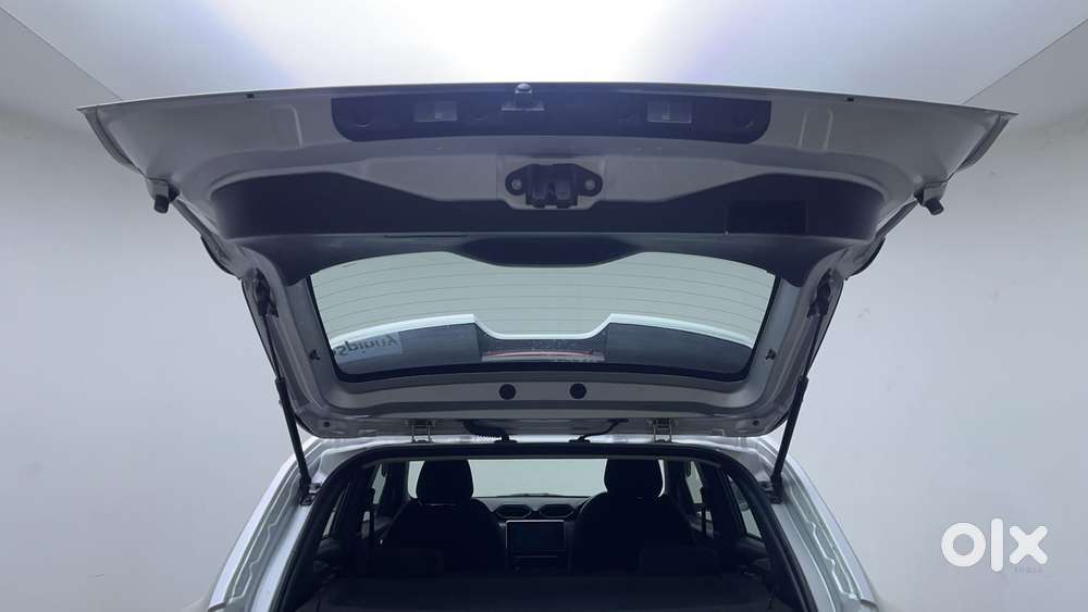 Nissan Magnite 1.0 Xv Premium Turbo Cvt, 2022, Petrol