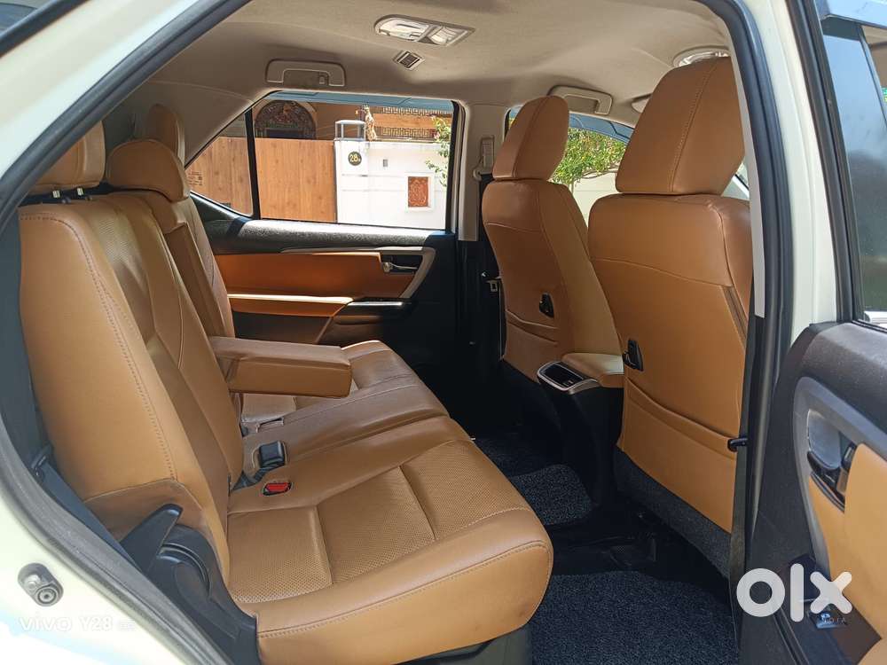 Toyota Fortuner 4x2 At 2.8 Diesel, 2022, Diesel