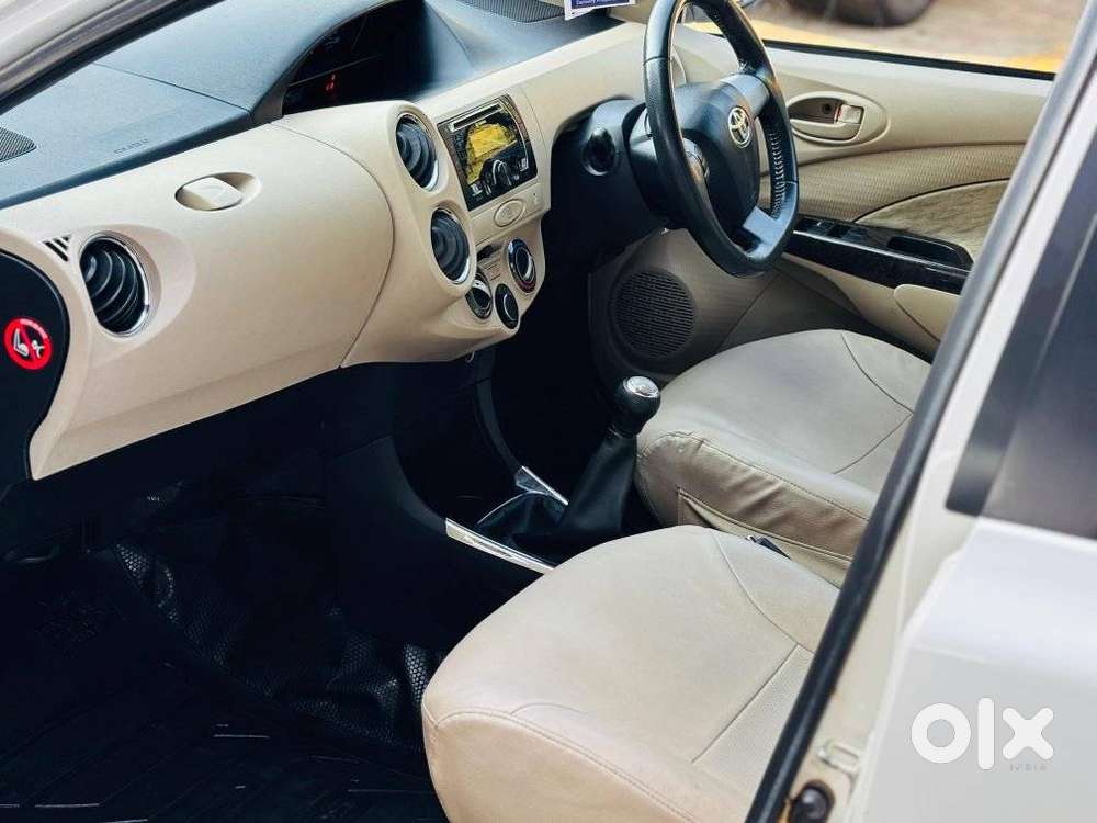 Toyota Etios Liva 1.2 Vx, 2017, Petrol