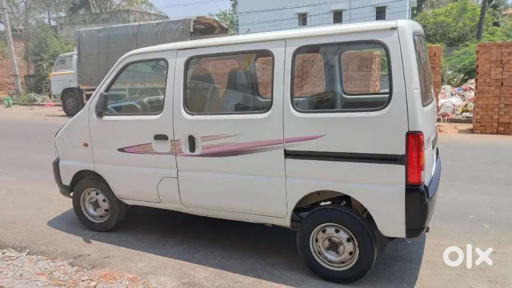 Maruti Suzuki Eeco 2017 Petrol 60000 Km Driven