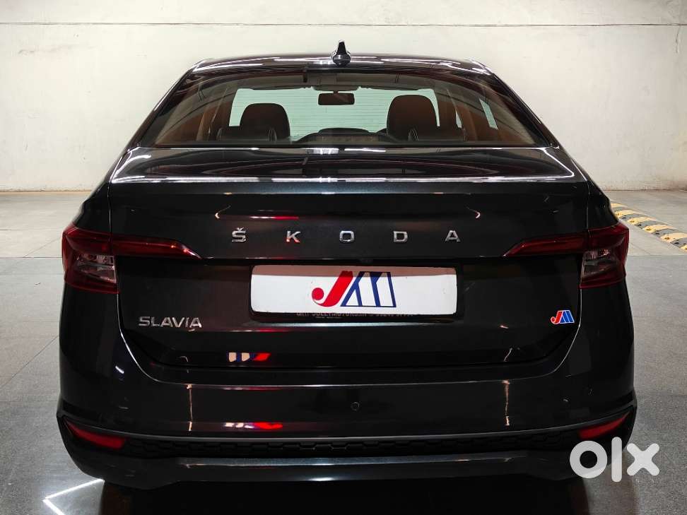 Skoda Slavia 1.0 Ambition Tsi At, 2023, Petrol