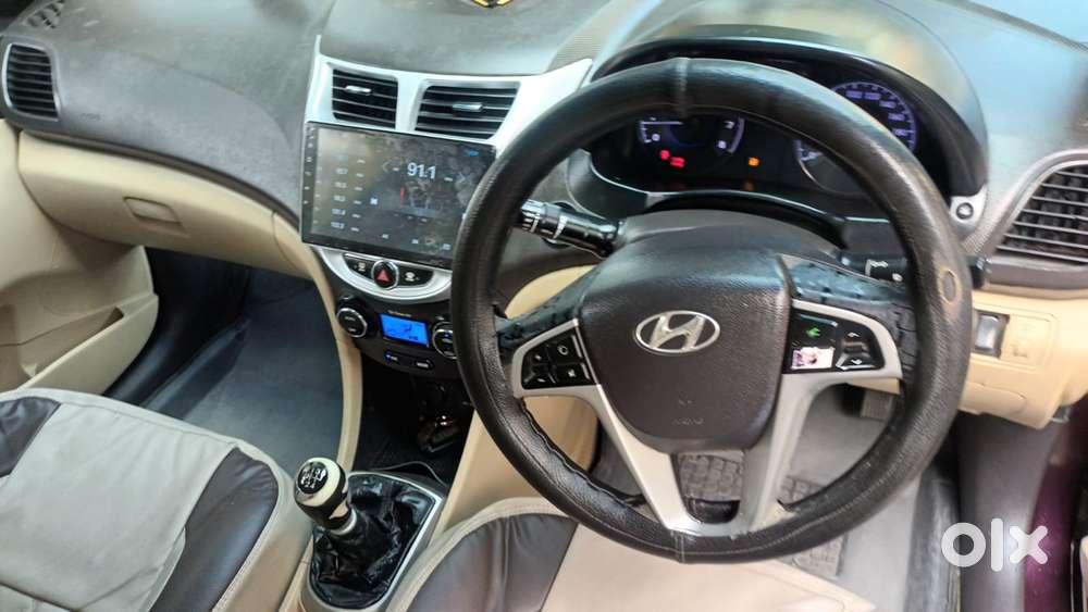Hyundai Verna Fluidic 1.6 Vtvt Sx, 2011, Petrol