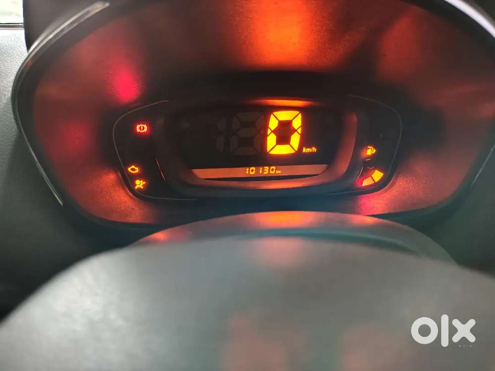Renault Kwid Rxt Petrol Manual 2017