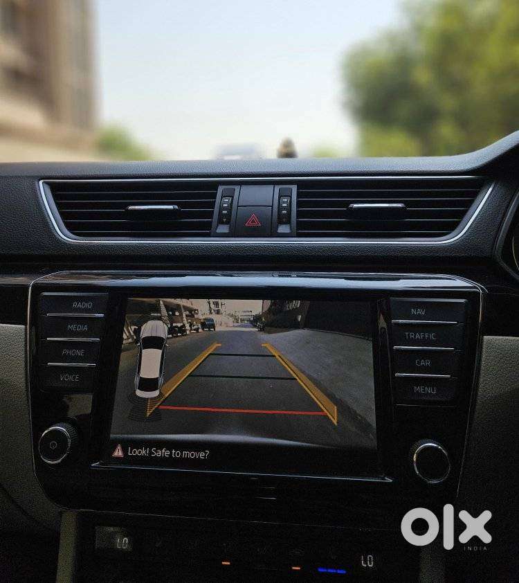 Skoda Superb Lk 1.8 Tsi At, 2017, Petrol