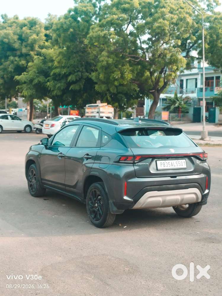 Maruti Suzuki Fronx Delta Plus 1.2l Mt, 2023, Petrol