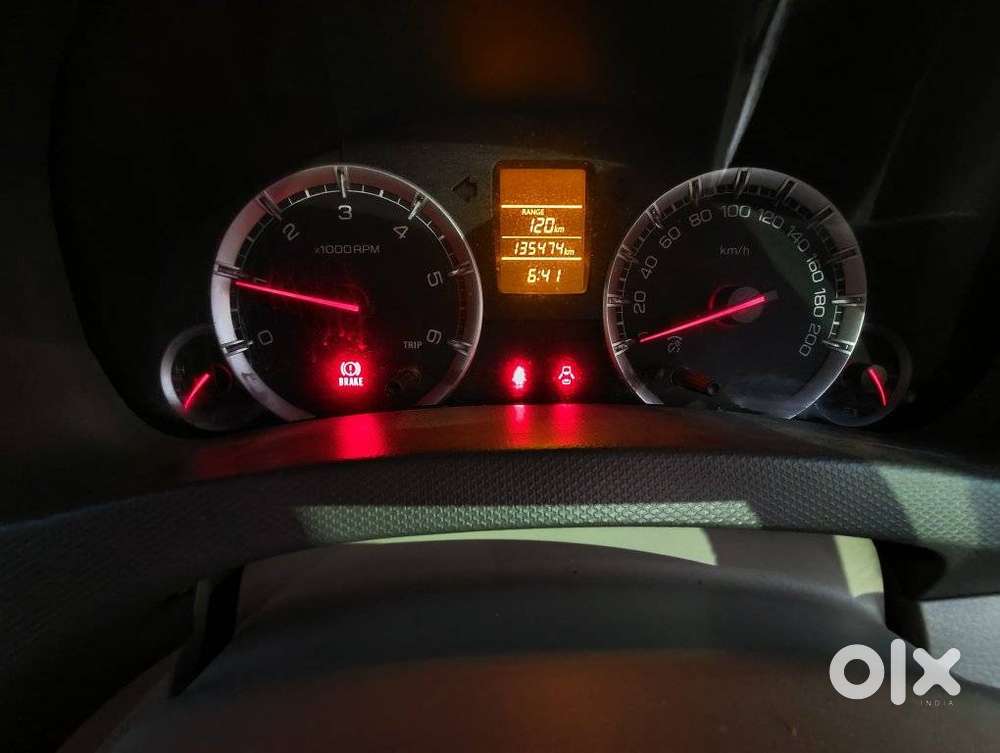 Maruti Suzuki Ertiga 2012-2015 Vdi, 2012, Diesel