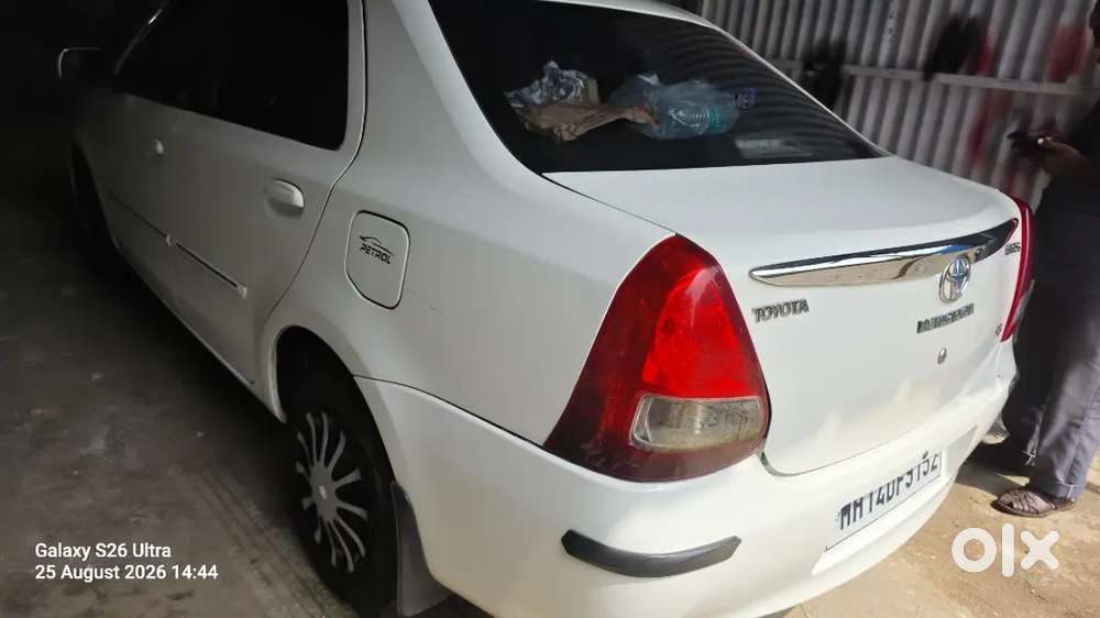 Toyota Etios 1.5 G 2012