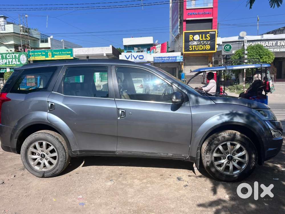 Mahindra Xuv500 2015 Diesel 106000 Km Driven