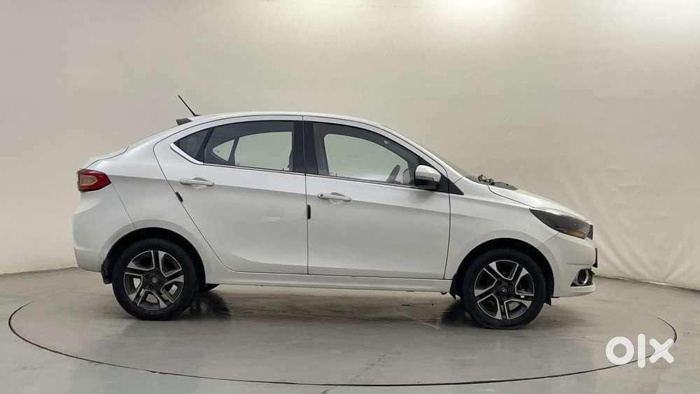 Tata Tigor Xza, 2018, Petrol
