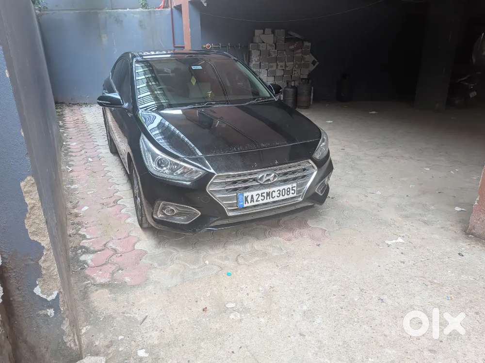 Hyundai Verna Sx (o) Topend Sunroof 2018 Petrol (77000 Kms)