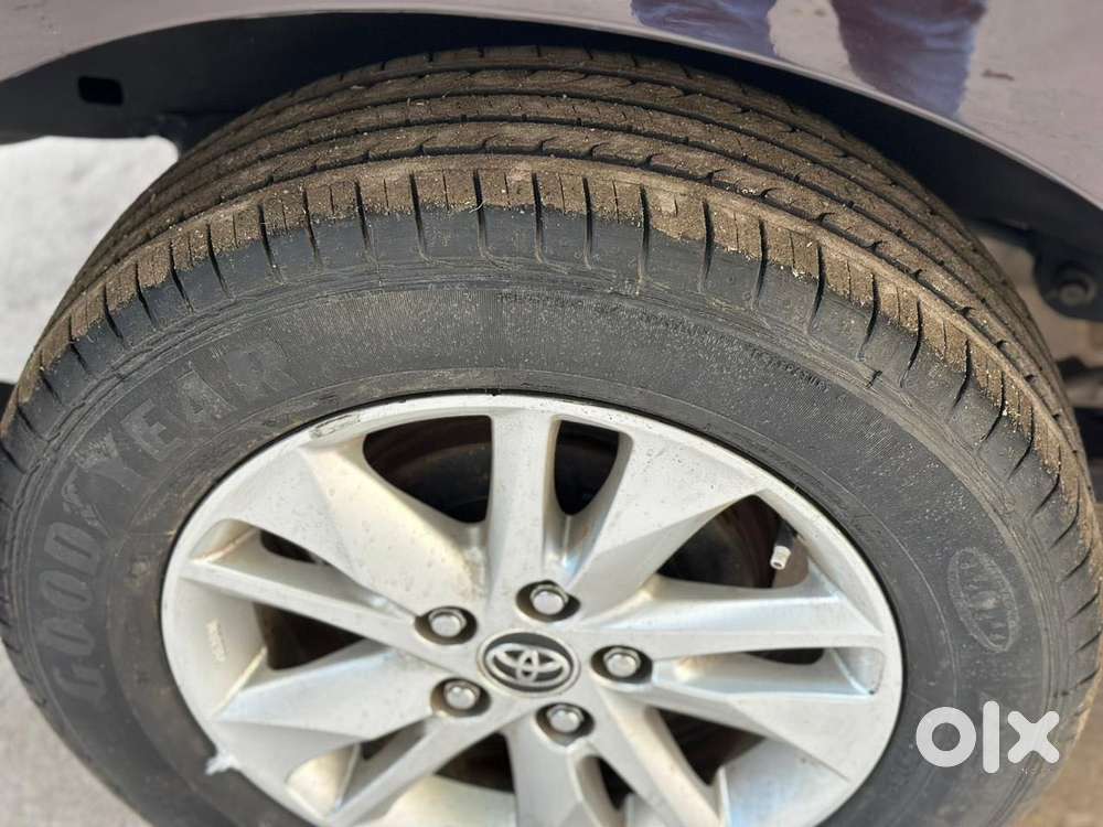 Toyota Innova Crysta 2.4 V 8 Str, 2018, Diesel