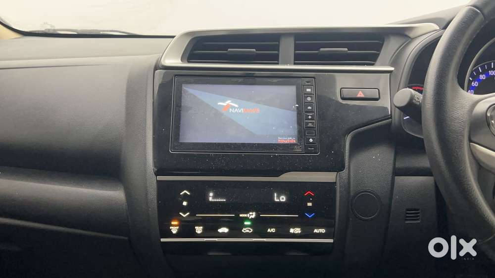 Honda Jazz [2020-2023] 1.2 Vx I-vtec Mt, 2019, Petrol