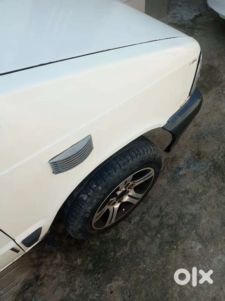 Maruti Suzuki 800 2010