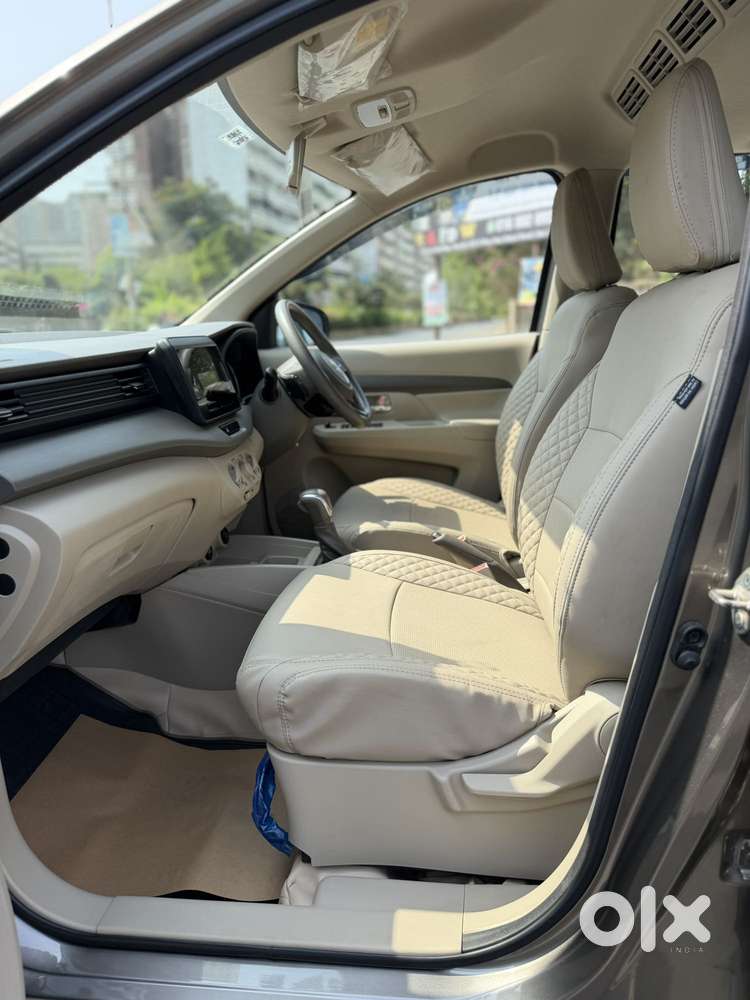 Maruti Suzuki Ertiga Vxi At Petrol, 2022, Petrol