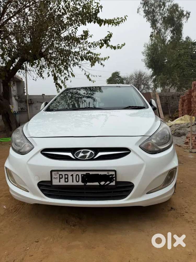 Hyundai Grand I10 2017 Petrol 40000 Km Driven