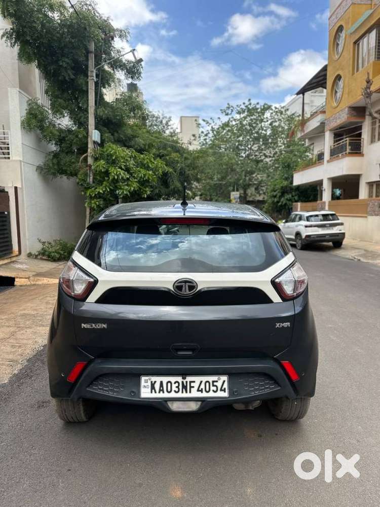 Tata Nexon 1.2 Revotron Xma Amt, 2019, Petrol