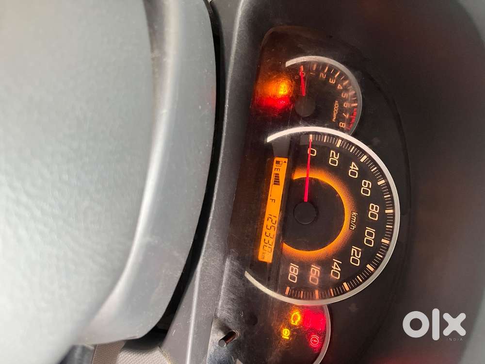 Maruti Suzuki Wagonr Vxi Cng  Dec 2010  30-34 Km/kg