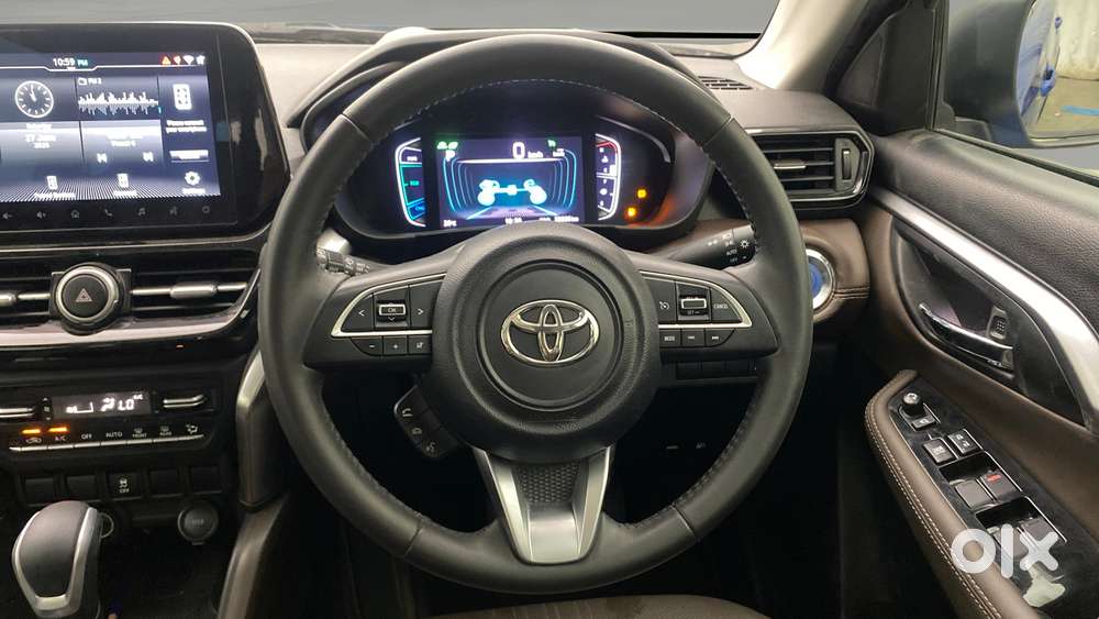 Toyota Urban Cruiser Hyryder 1.5 V Hybrid, 2022, Petrol